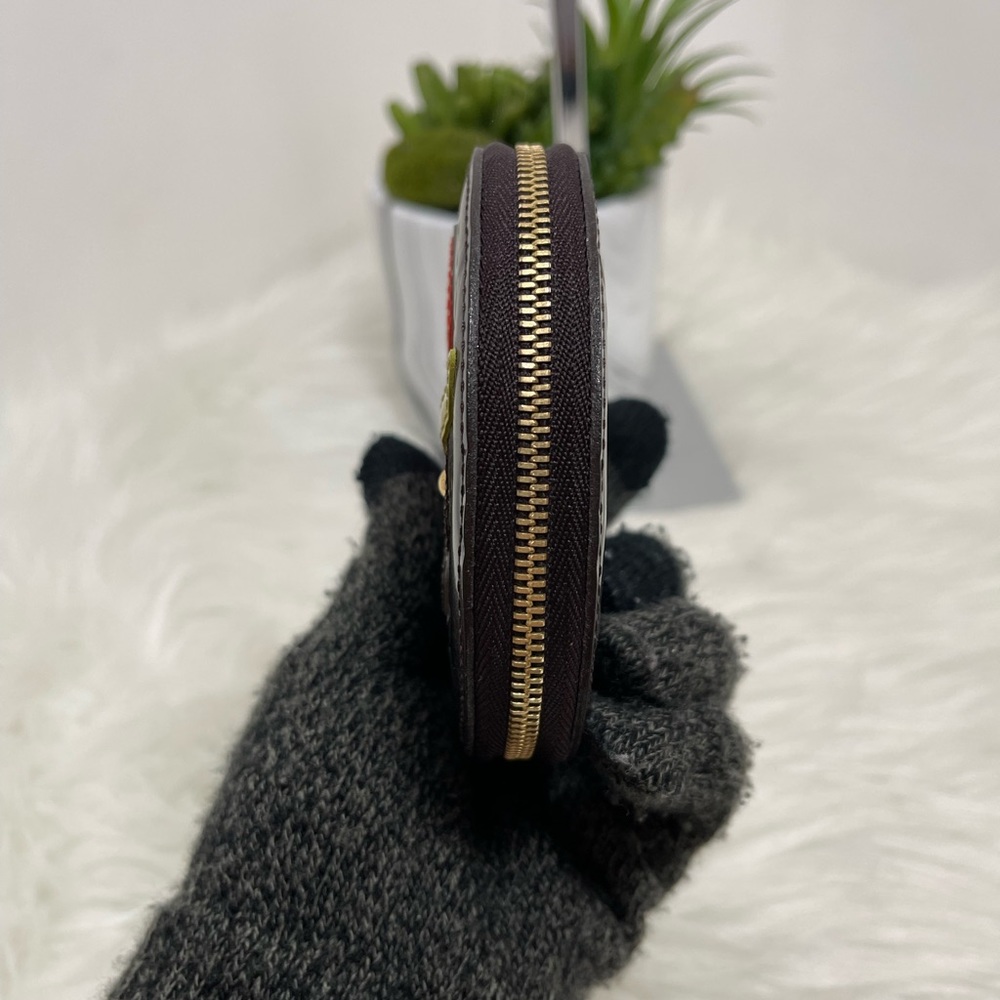 Vernis Animania Ecureuil Squirrel Round Coin Purse/ Bag Charm Amarante - Picture 11 of 16